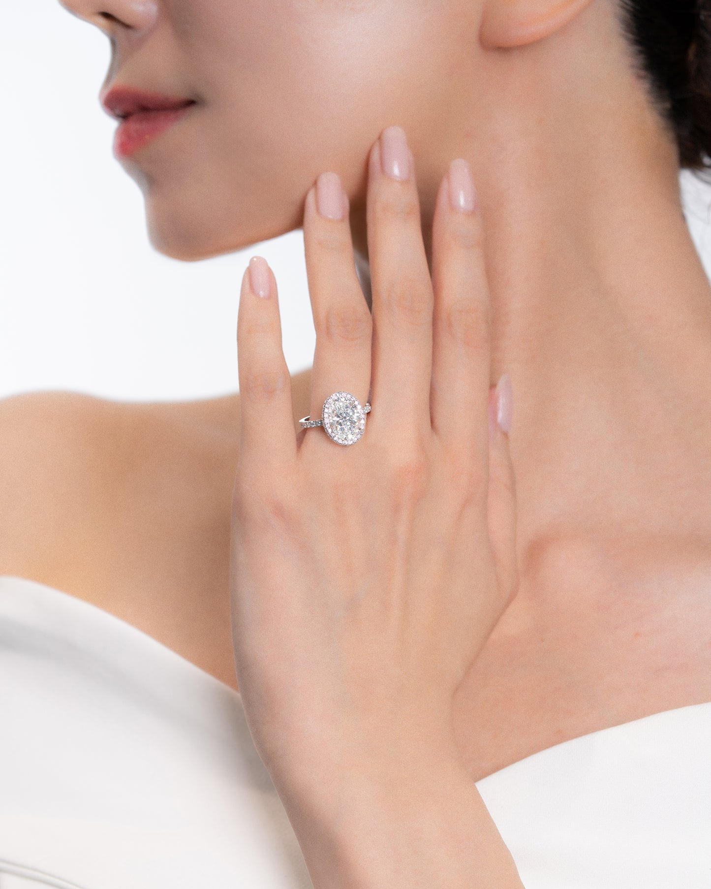 Oval Fuill Pave Ring