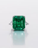 Emerald Majesty Ring