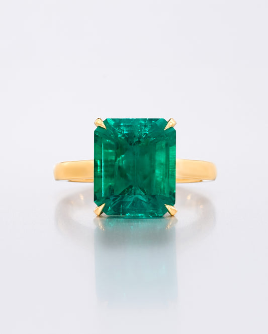 Green Emerald Solitaire Ring