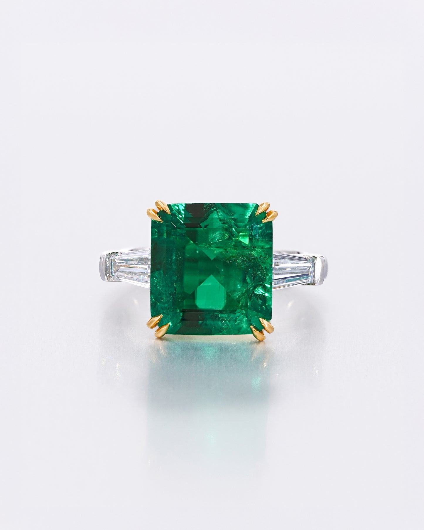 Green Emerald Classic Ring