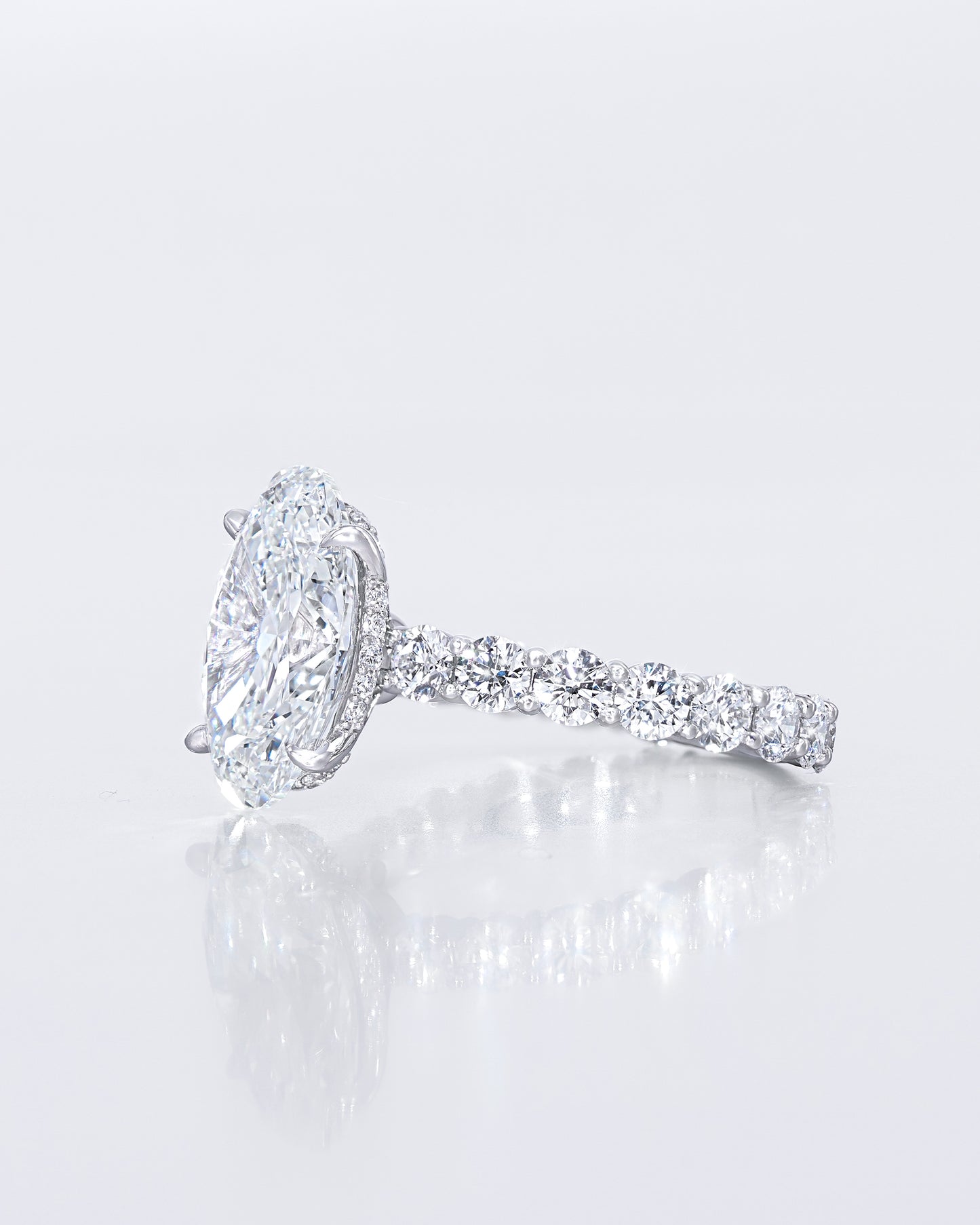 Oval Grand Band Ring