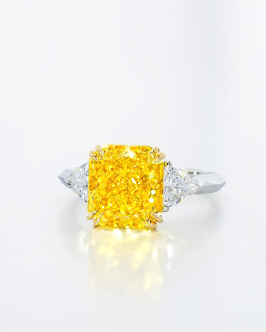 Yellow Radiant 3stone Ring